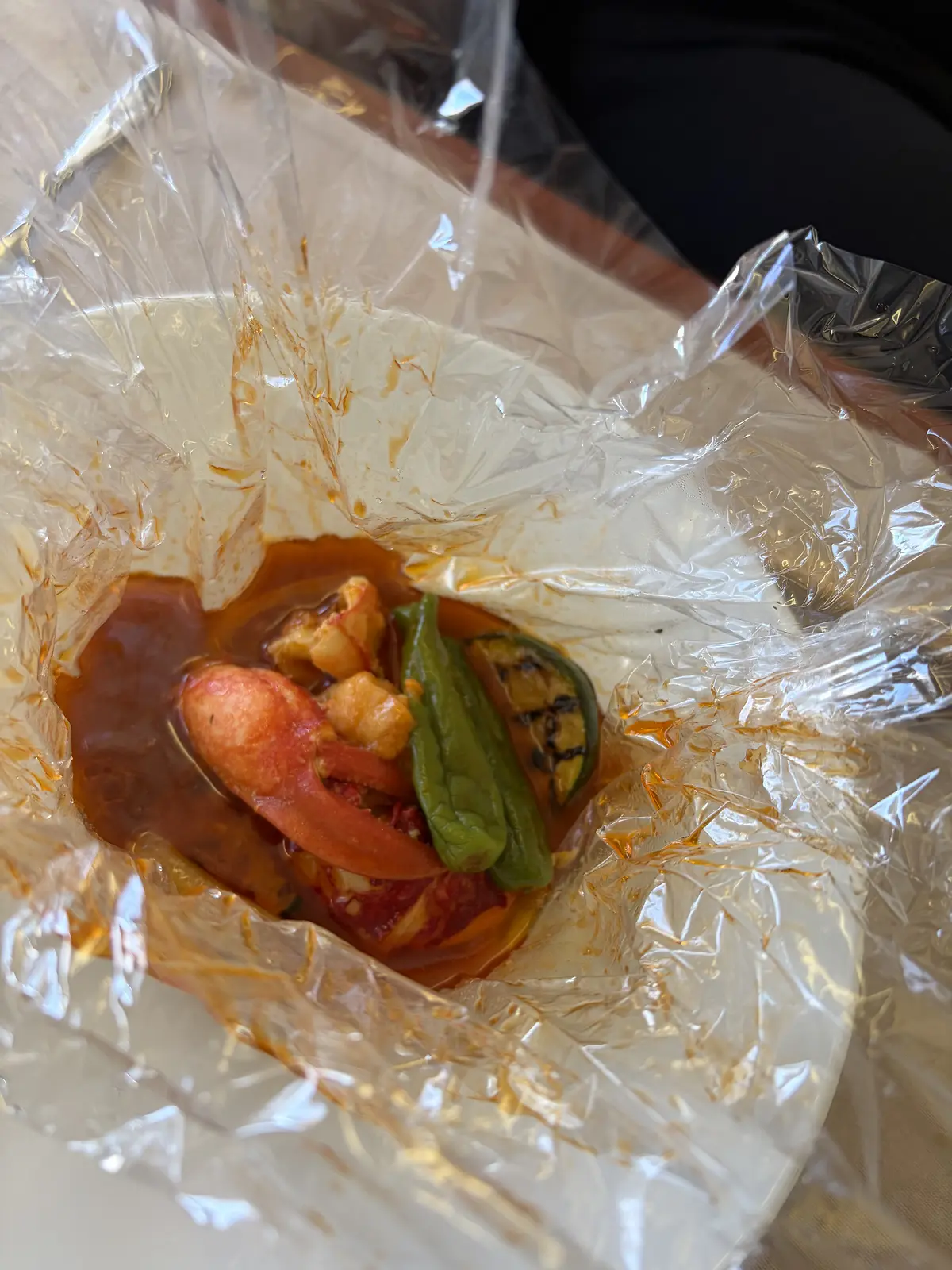 JL045ファーストクラス洋食のオマール海老のブイヤベース