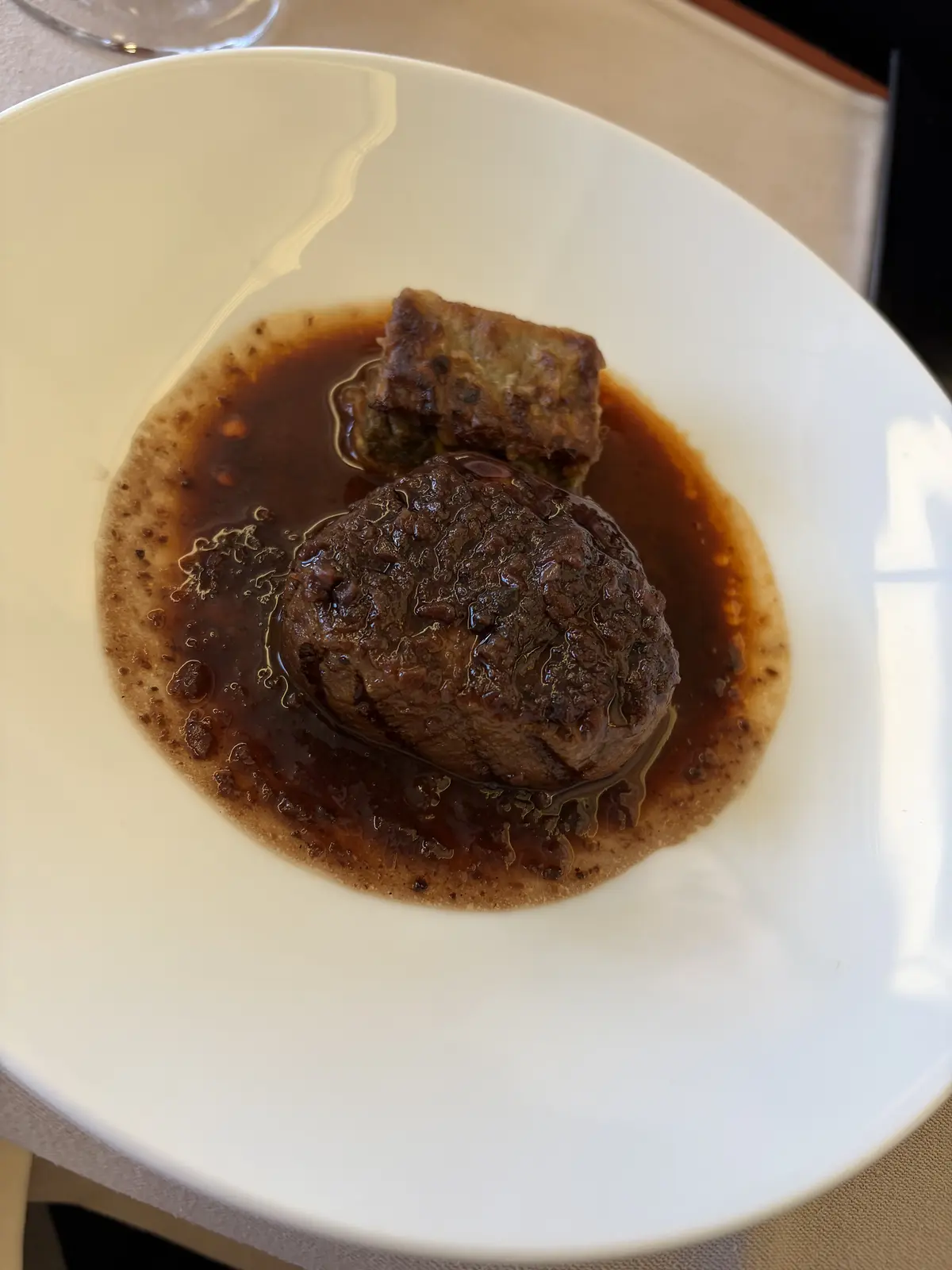 JL045ファーストクラス洋食の和牛フィレ