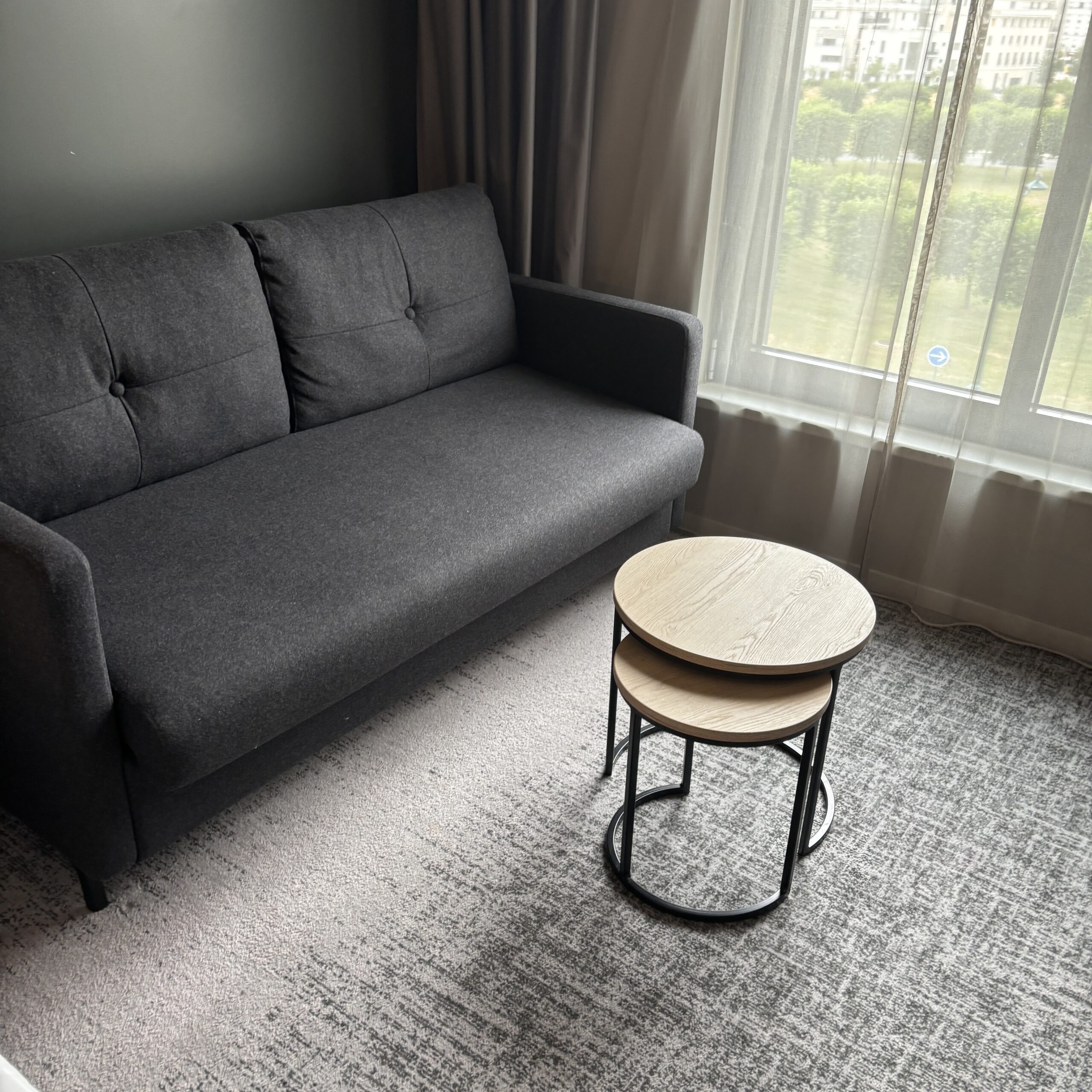 Moxy Paris Val d’Europeで宿泊した客室の様子